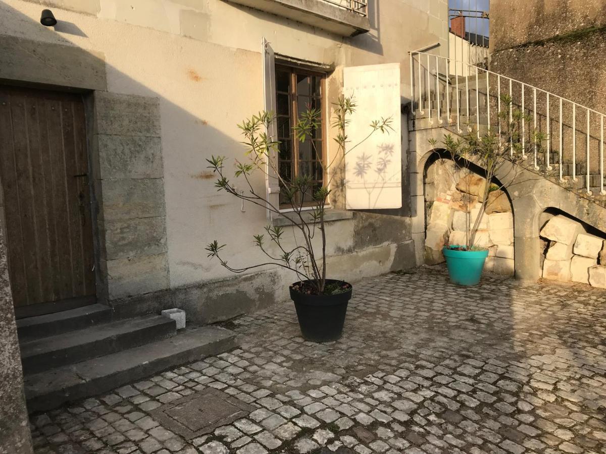 Appartement Spacieux Avec Une Vue Sur Tours Kültér fotó